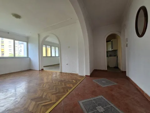 Prodaja, stan, 71m², Pejton, Podgorica - image 12