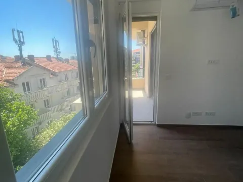 Sale, one bedroom apartment, 46m², Podmaine, Budva - image 3