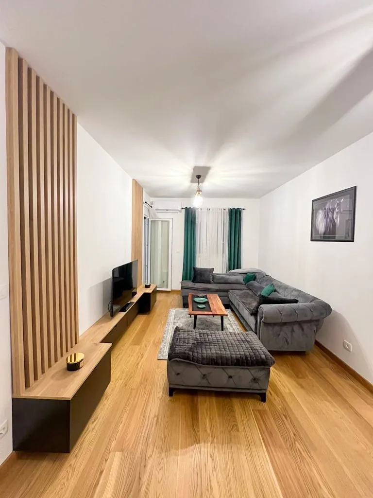 Izdavanje, jednosoban stan, 47m², New City, Podgorica