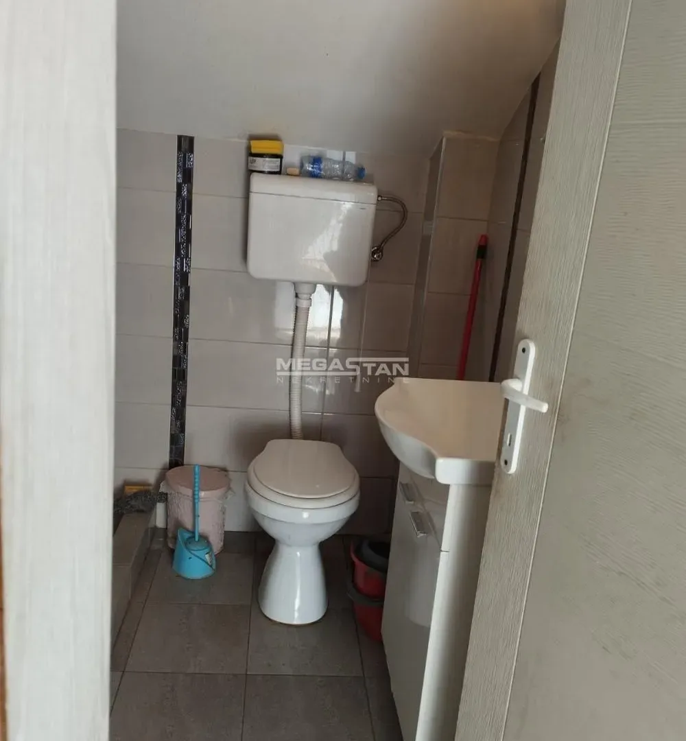 Prodaja, trosoban stan, 73m², Palilula Sve Podlokacije, Beograd