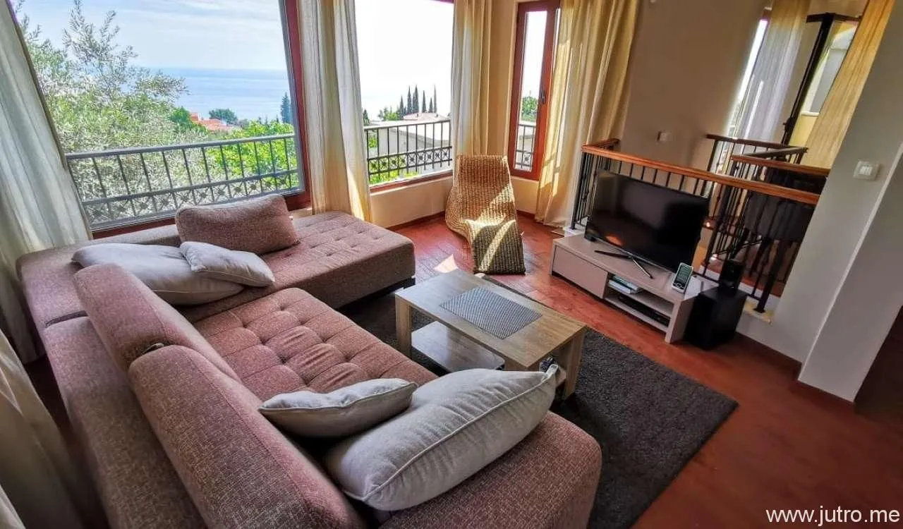 Sale, house, 93m², Rijeka Reževići, Budva