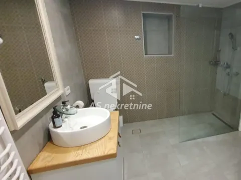 Rent, two bedroom apartment, 60m², Profesorska Kolonija, Palilula Sve Podlokacije - image 11