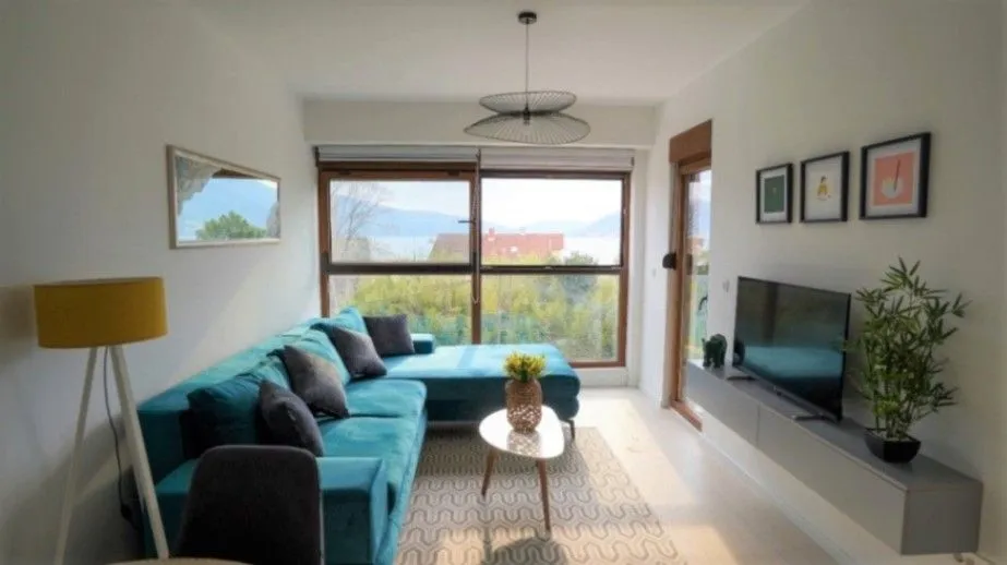 Izdavanje, jednosoban stan, 48m², Donja Lastva, Tivat