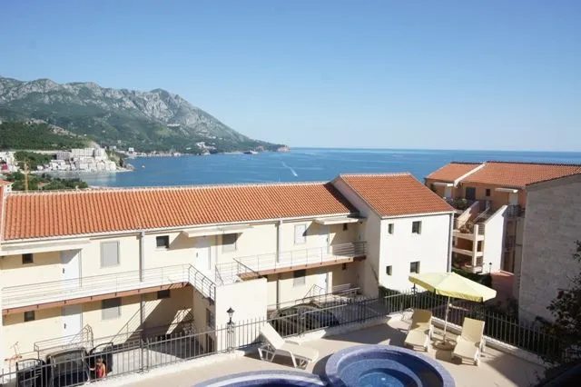 Sale, apartment, 60m², Bečići, Budva