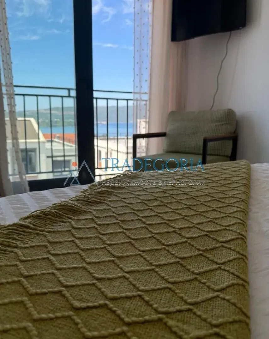 Prodaja, dvosoban stan, 70m², Tivat, Crna Gora