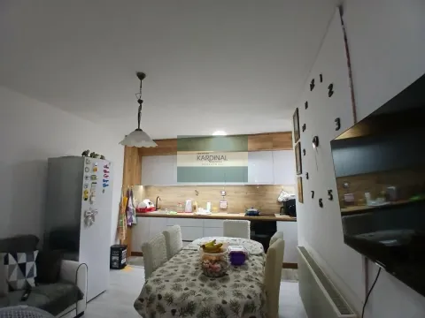 Prodaja, kuća, 226m², Tavrića obori, Jagodina - image 6