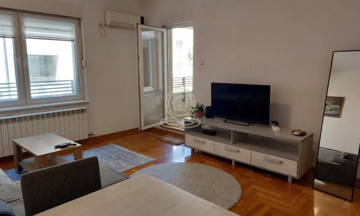Rent, two bedroom apartment, 46m², Centar Sve Podlokacije, Beograd