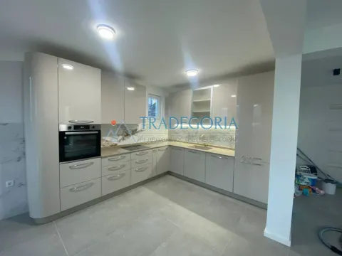 Prodaja, kuća, 326m², Bar, Crna Gora