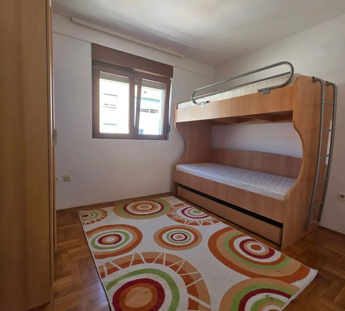 Rent, three bedroom apartment, 71m², Stari Aerodrom, Podgorica