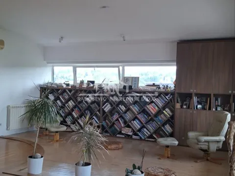 Prodaja, četvorosoban stan, 127m², Autokomanda, Voždovac Sve Podlokacije - image 3