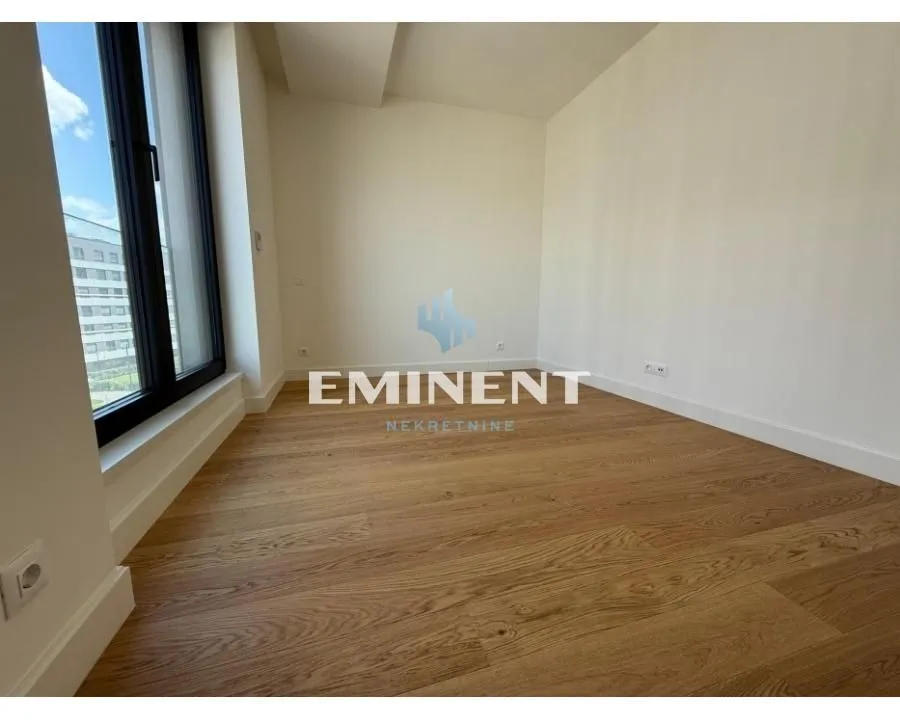 Sale, three bedroom apartment, 74m², Novi Beograd Blok 67, Novi Beograd Sve Podlokacije