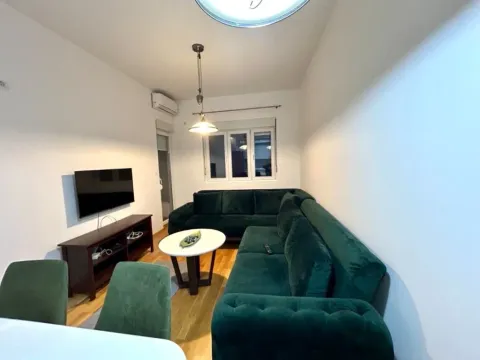 Izdavanje, dvosoban stan, 60m², Ljubović, Podgorica - image 5