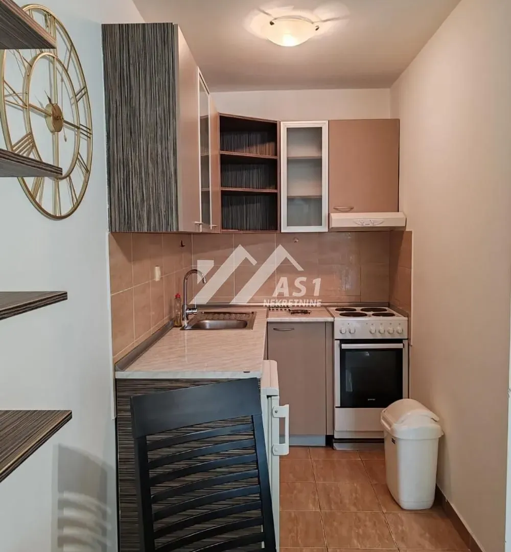 Izdavanje, stan, 27m², Nova Detelinara, Novi Sad Sve Podlokacije