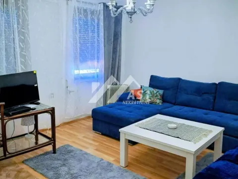 Izdavanje, dvosoban stan, 70m², Telep, Novi Sad Sve Podlokacije