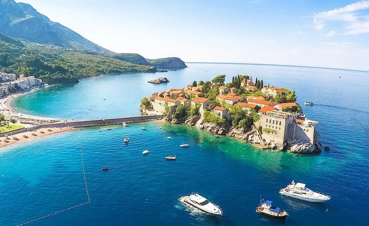 Sale, land lot, 18576m², Sveti Stefan, Budva