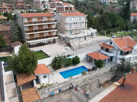 Sale, house, 370m², Sveti Stefan, Budva - image 11
