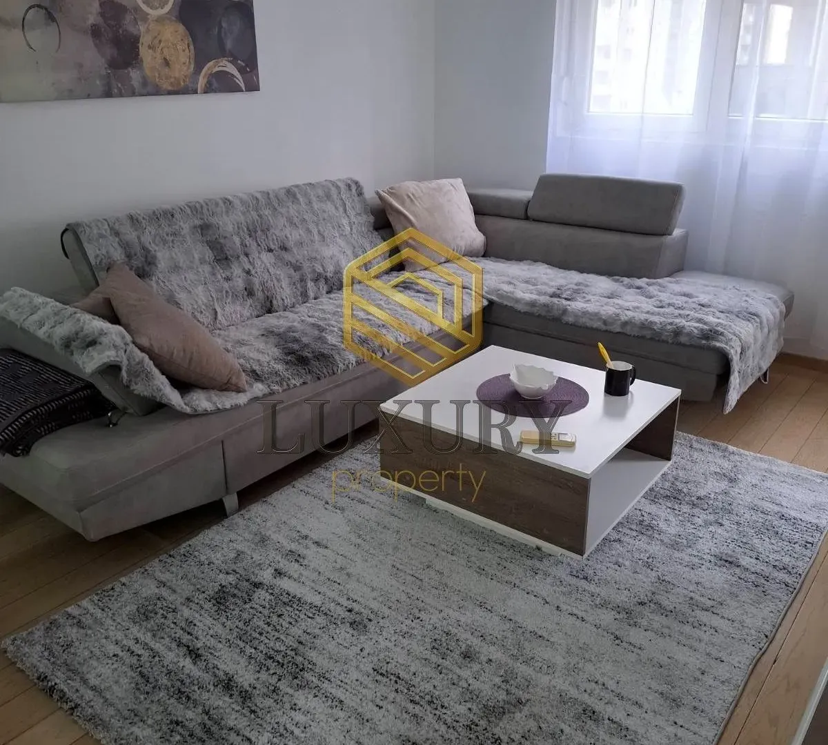 Izdavanje, jednosoban stan, 47m², City Kvart, Podgorica