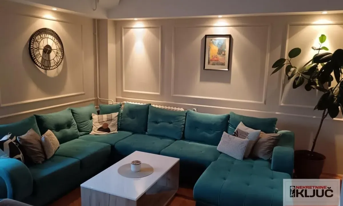 Sale, four bedroom apartment, 91m², Centar, Novi Sad