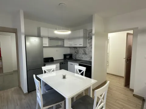 Izdavanje, stan, 54m², Seljanovo, Tivat - image 4