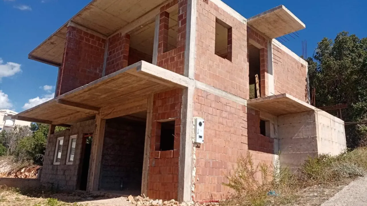 Sale, house, 160m², Bar, Crna Gora