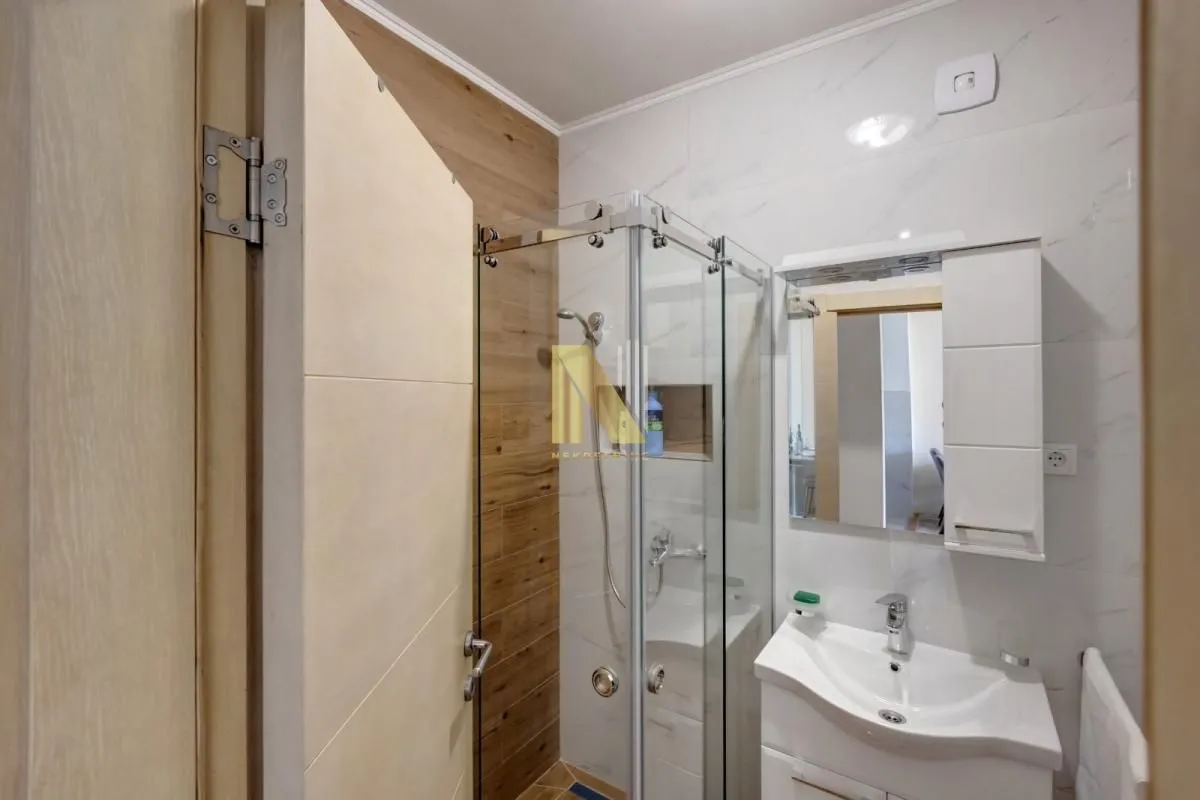 Izdavanje, dvosoban stan, 38m², Spens, Novi Sad Sve Podlokacije