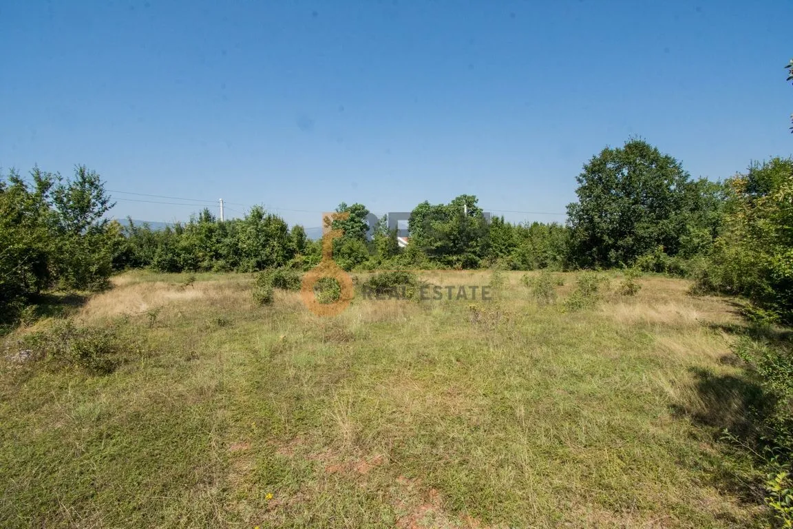 Prodaja, plac, 2100m², Danilovgrad, Crna Gora
