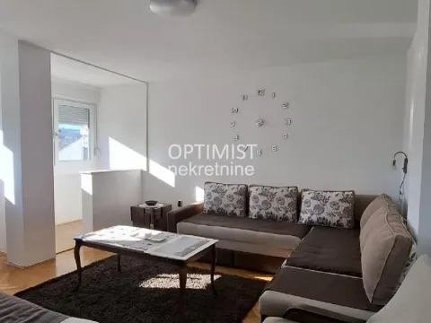 Stan in Novi Beograd Blok 37