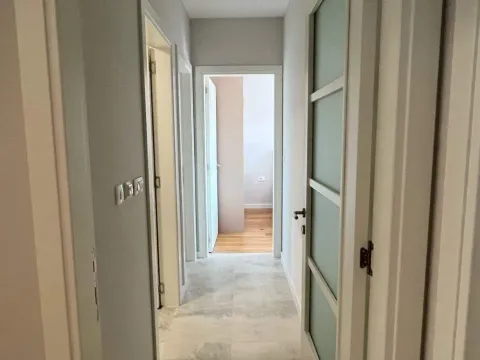 Rent, two bedroom apartment, 64m², Kalimanj, Tivat - image 4