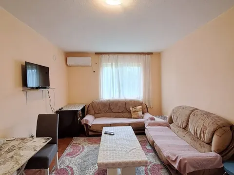 Izdavanje, stan, 42m², Podgorica, Crna Gora - image 1