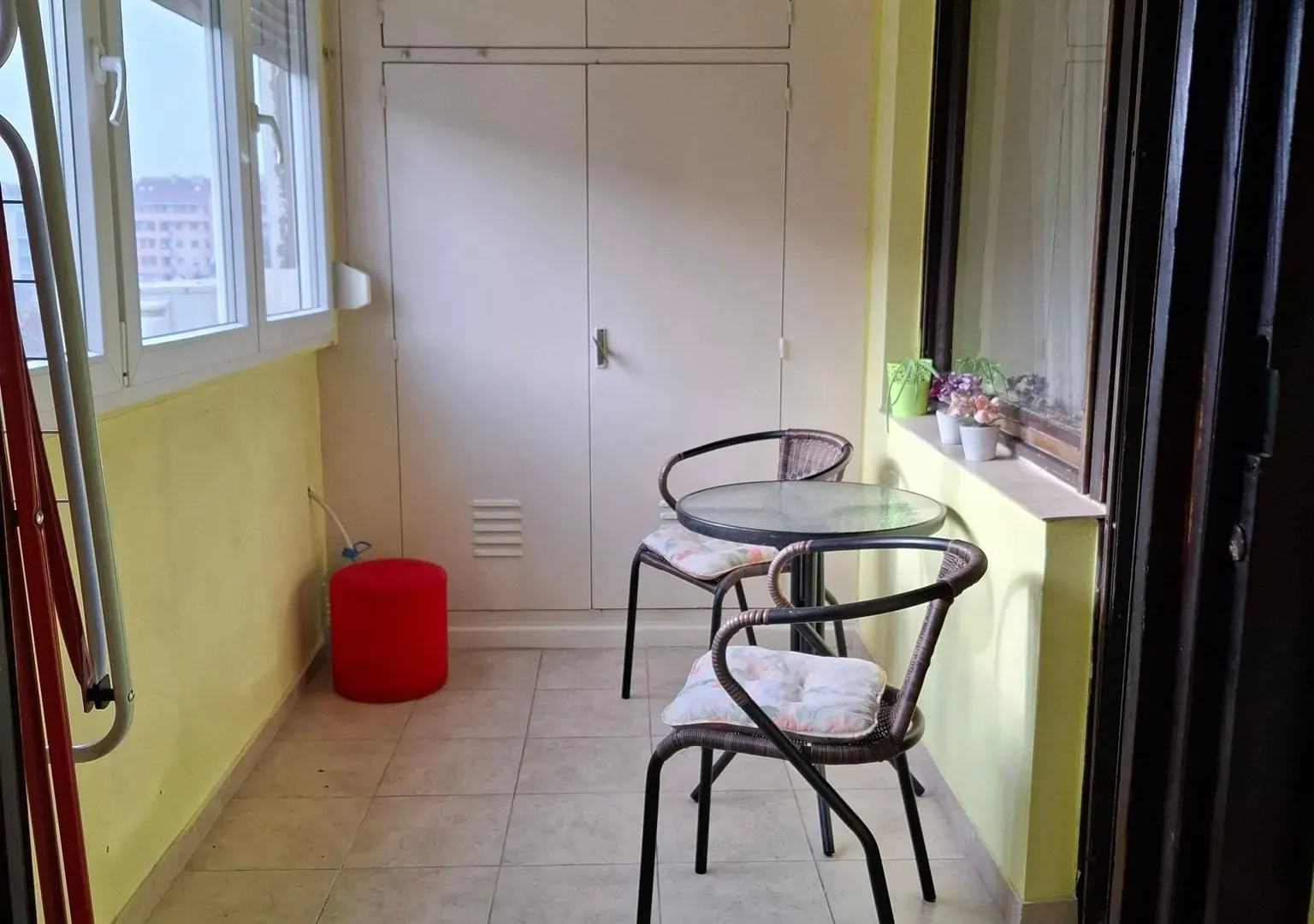 Izdavanje, jednosoban stan, 44m², Nova Detelinara, Novi Sad Sve Podlokacije