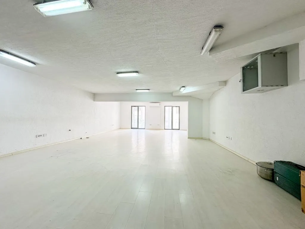 Rent, office space, 172m², City Kvart, Podgorica