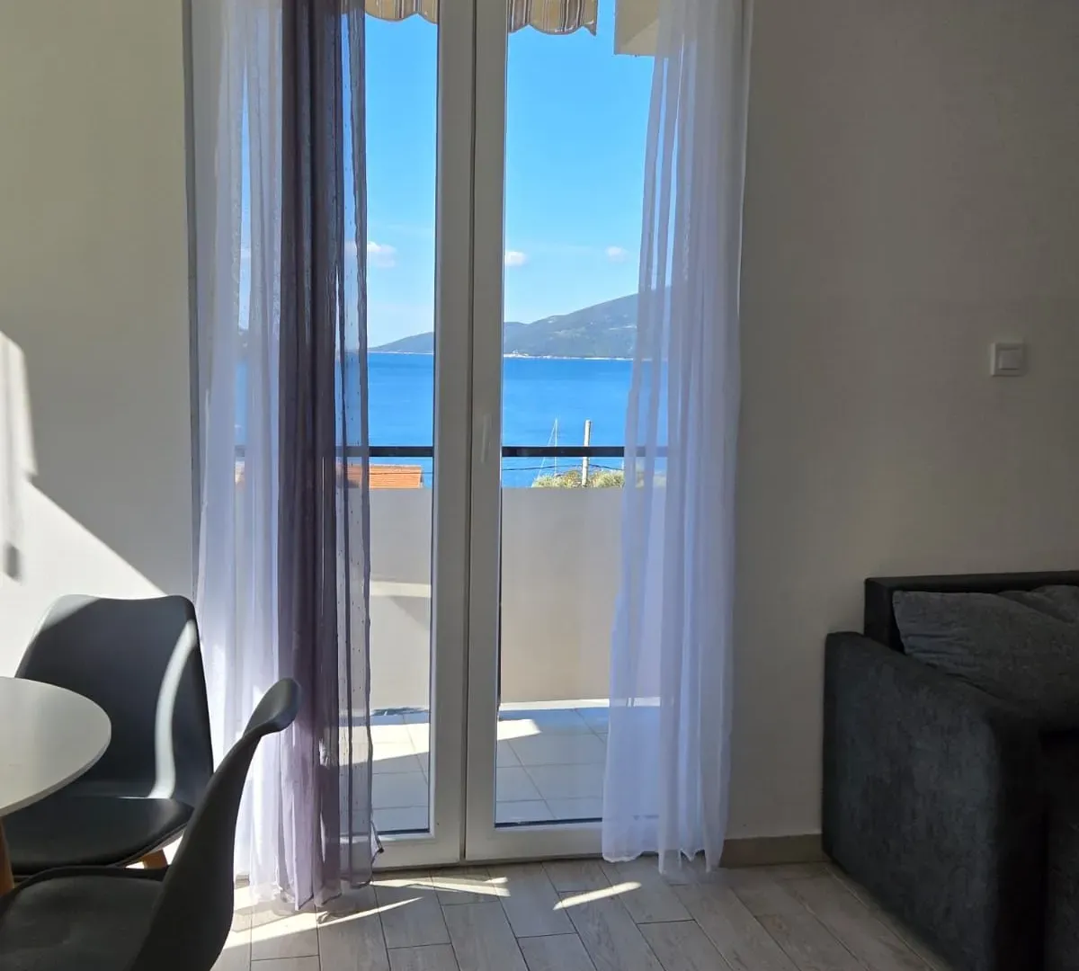 Prodaja, stan, 53m², Herceg Novi, Crna Gora