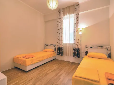 Sale, one bedroom apartment, 92m², Bečići, Budva - image 12