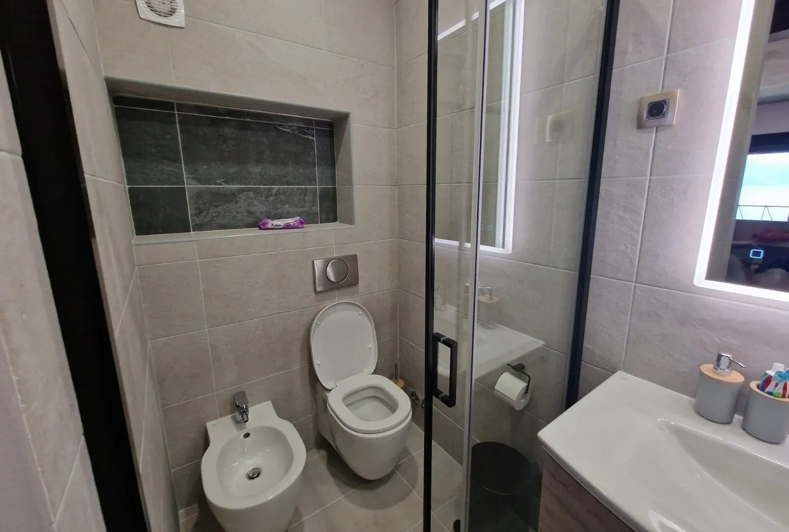 Prodaja, kuća, 280m², Krašići, Tivat