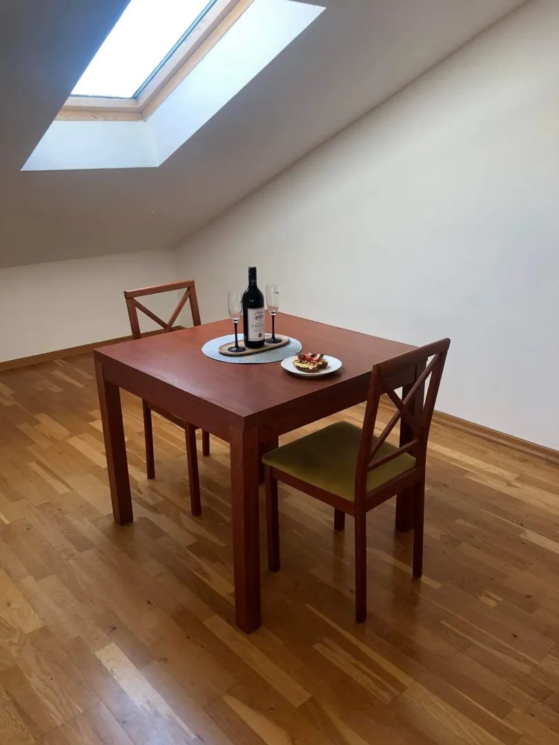Izdavanje, jednosoban stan, 65m², Preko Morače, Podgorica