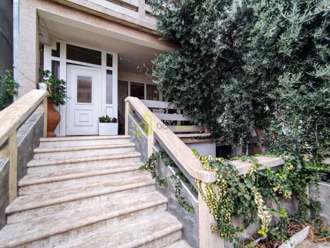 Sale, house, 405m², Stari Aerodrom, Podgorica - image 9