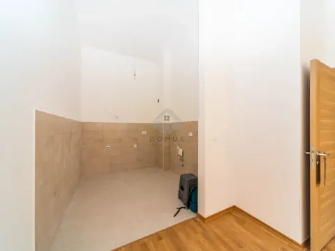 Sale, one bedroom apartment, 52m², Stari Aerodrom, Podgorica - image 5