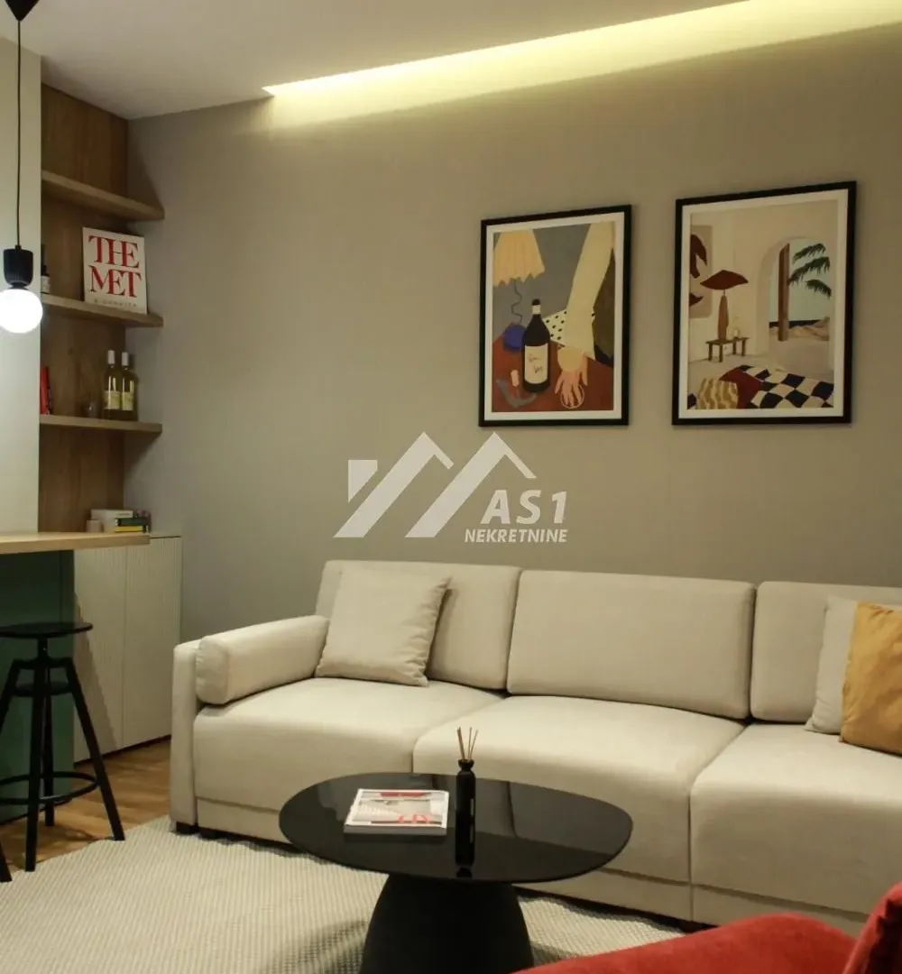 Izdavanje, jednosoban stan, 42m², Bulevar Oslobodjenja, Novi Sad Sve Podlokacije