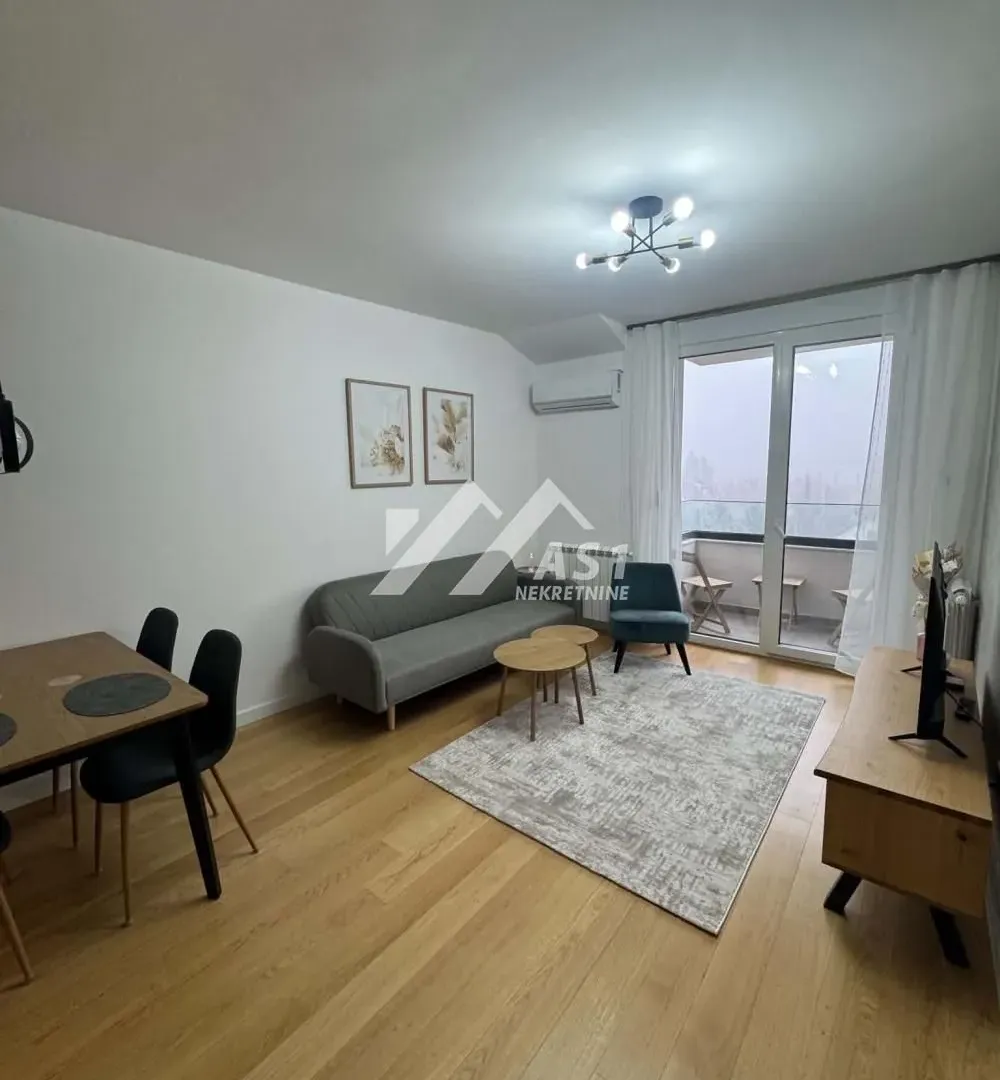 Izdavanje, trosoban stan, 63m², Stari Majur, Petrovaradin