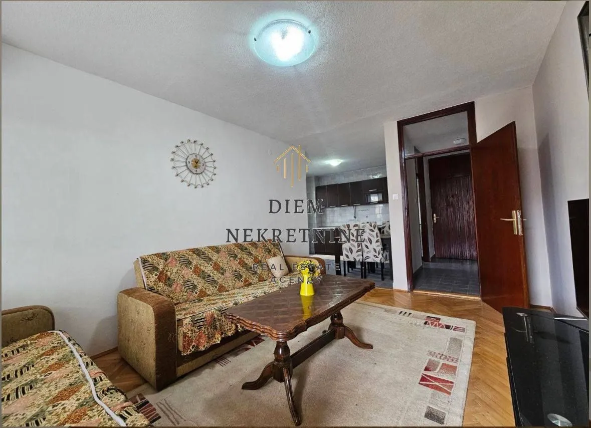 Rent, one bedroom apartment, 60m², Centar, Bar