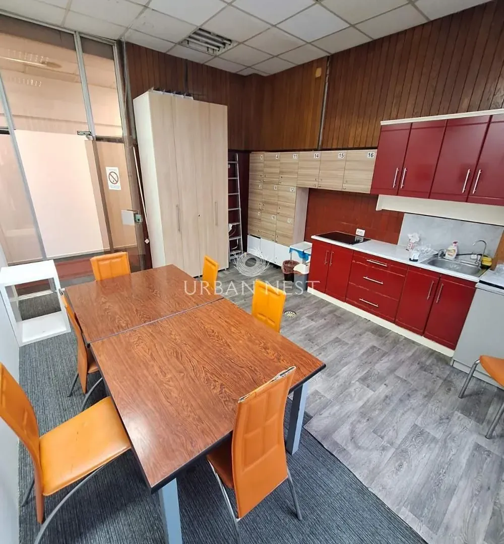 Izdavanje, poslovni prostor, 35m², Južni Bulevar, Vračar Sve Podlokacije