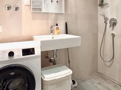 Prodaja, garsonjera, 25m², Centar, Tivat - image 7