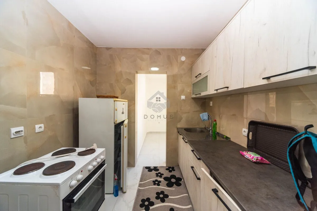 Izdavanje, dvosoban stan, 75m², Autobuska stanica, Podgorica