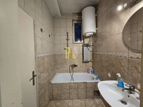 Sale, four bedroom apartment, 152m², Kej, Novi Sad Sve Podlokacije - image 9