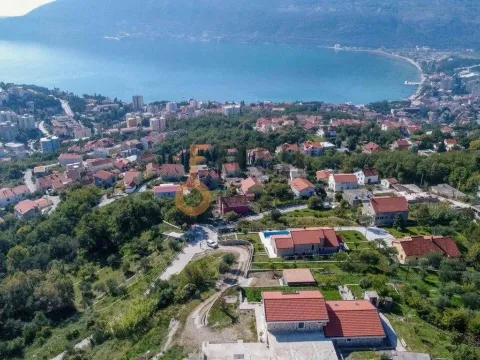 Prodaja, kuća, 300m², Herceg Novi, Crna Gora - image 7