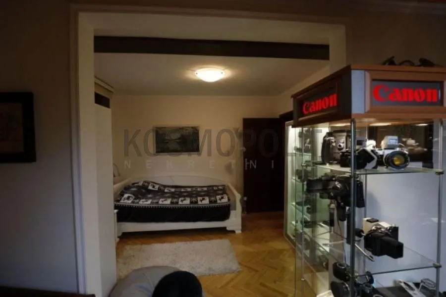 Prodaja, kuća, 520m², Filmski Grad, Beograd