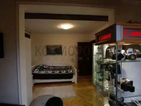 Prodaja, kuća, 520m², Filmski Grad, Beograd - image 2