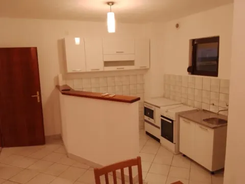 Prodaja, kuća, 160m², Murtovina, Podgorica - image 5