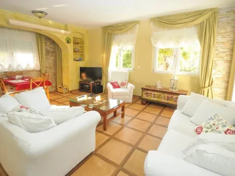 Sale, two bedroom apartment, 64m², Centar, Budva - image 3