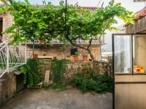 Prodaja, kuća, 144m², Lepetani, Tivat - image 11